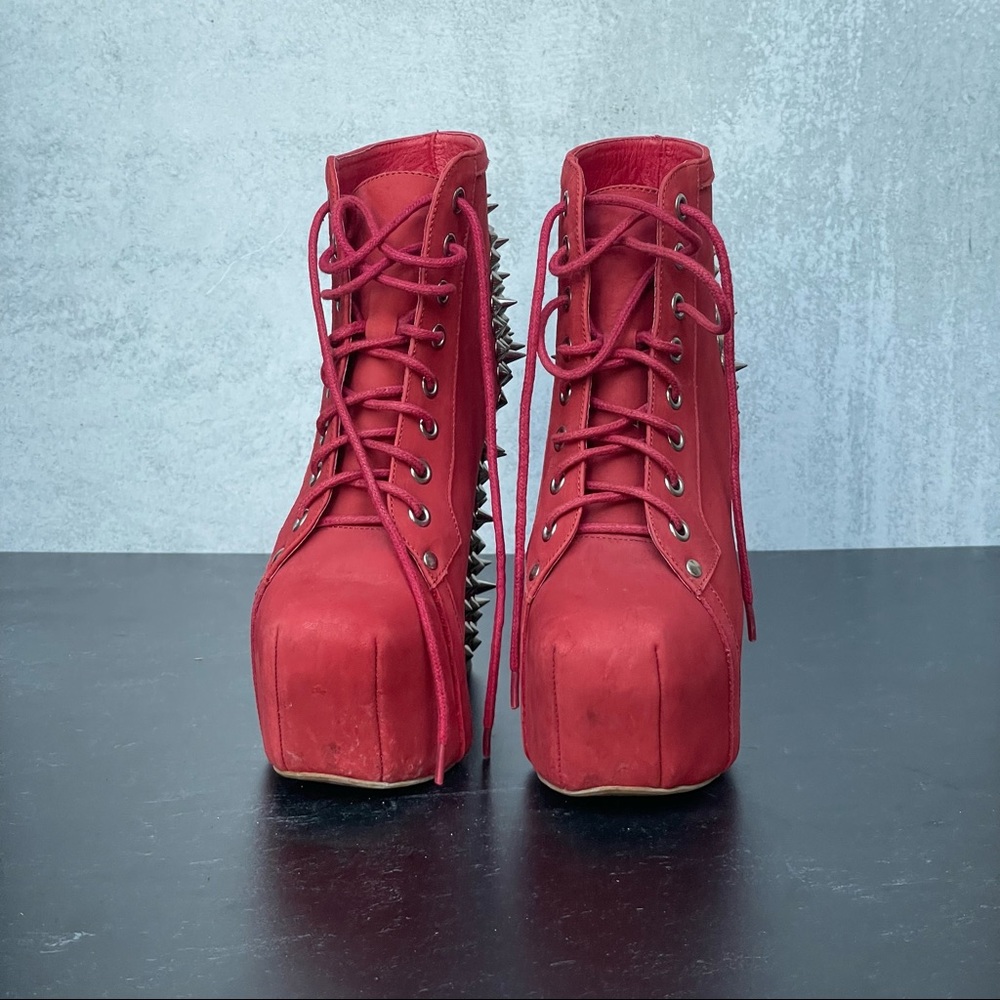 Red lita spike